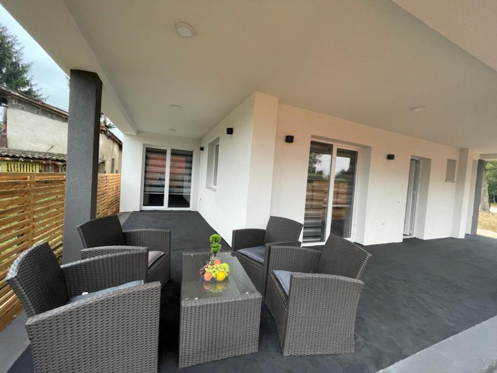 Ammirevole Ravne Apartments Високо Экстерьер фото